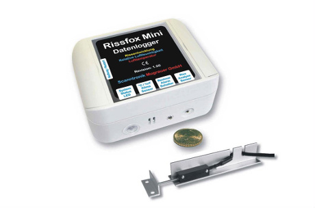 Fisurómetro digital para el movimiento de fisuras Rissfox Mini RS