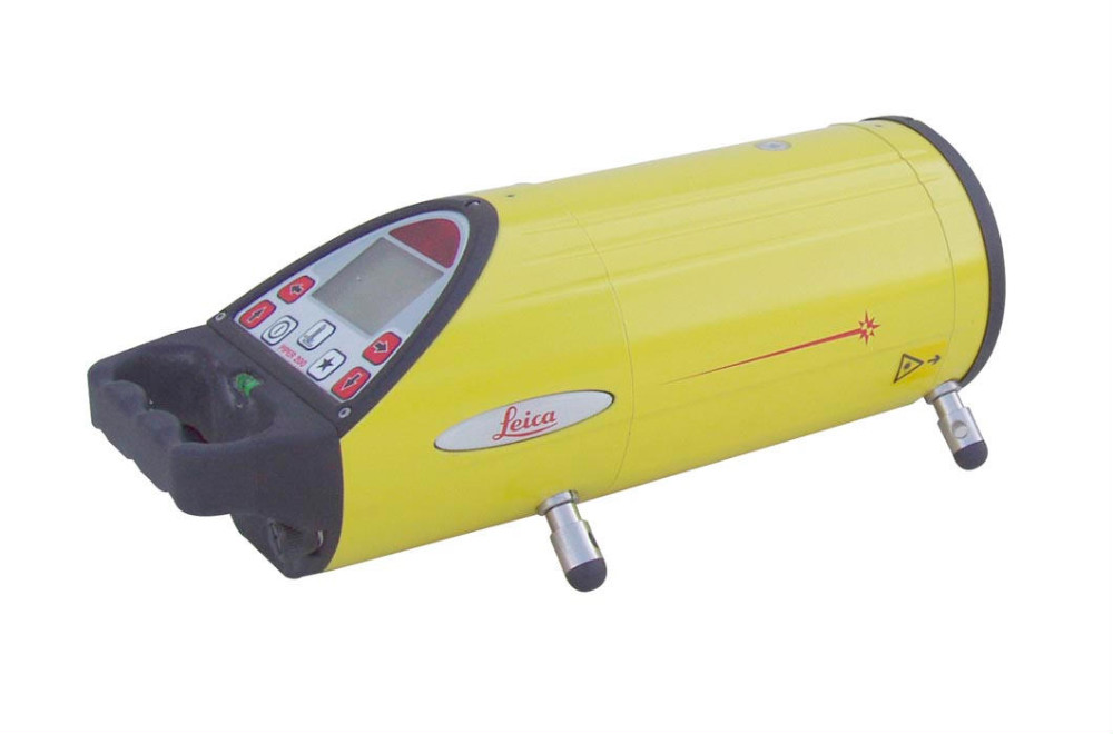 Láser de tuberías Leica Piper 200 con control remoto y tablilla de puntería